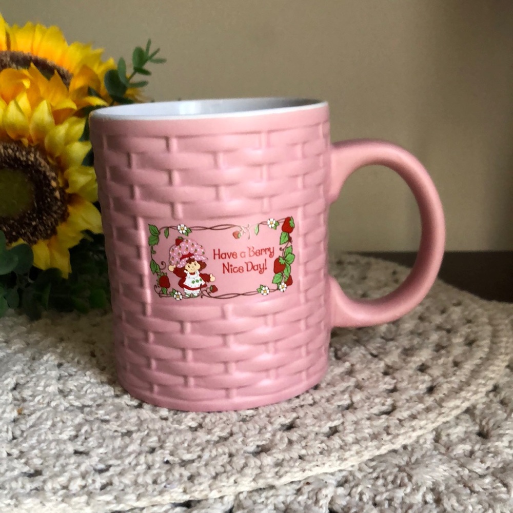 Strawberry Shortcake Pink 'Have a Berry Nice Day' Ceramic Mug